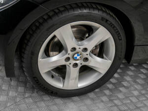 Image 22/50 de BMW 125i (2009)