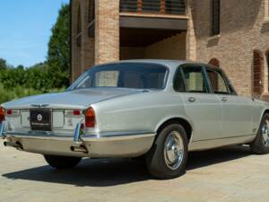 Imagen 14/50 de Jaguar XJ 6 4.2 (1970)