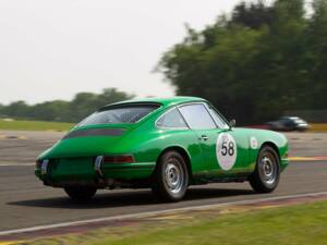 Image 24/27 of Porsche 911 2.0 (1965)