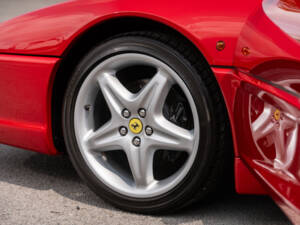 Immagine 36/50 di Ferrari F 355 GTS (1996)