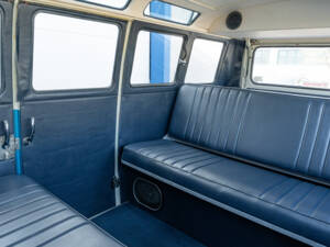 Image 68/89 of Volkswagen T1 Samba (1966)