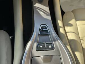 Image 23/51 of Ferrari California (2009)