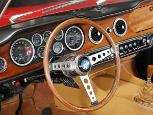 Image 19/37 of Maserati Mexico 4200 (1967)