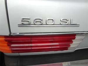 Image 33/36 of Mercedes-Benz 560 SL (1986)