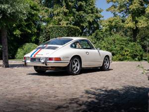 Bild 8/37 von Porsche 911 2.0 (1965)