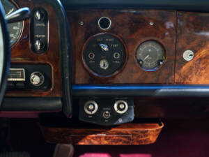 Image 15/25 of Bentley S 3 Continental (1963)