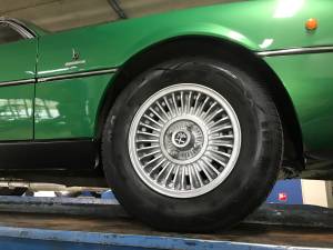Image 56/72 of Alfa Romeo Montreal (1974)