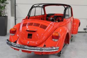 Image 29/41 de Volkswagen Coccinelle 1303 LS (1975)
