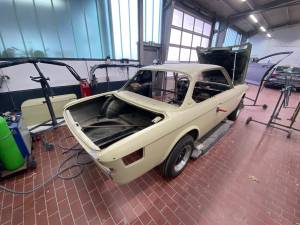 Image 111/118 of BMW 2800 CS (1970)
