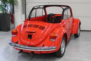 Image 26/41 de Volkswagen Coccinelle 1303 LS (1975)