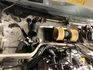 Bild 22/26 von Porsche 944 Turbo S (1988)