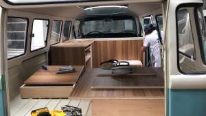 Imagen 44/45 de Volkswagen T2b Camper (1978)