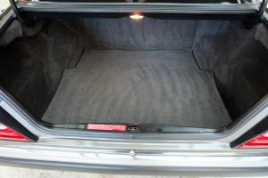 Bild 60/73 von Mercedes-Benz 230 E (1991)