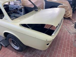 Image 107/118 of BMW 2800 CS (1970)
