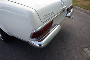 Image 27/33 de Mercedes-Benz 230 SL (1965)