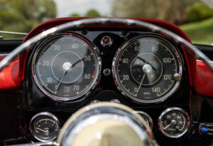 Image 16/28 of Mercedes-Benz 190 SL (1959)