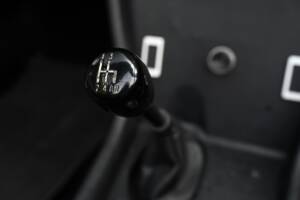 Image 21/26 of Peugeot 504 Convertible (1974)