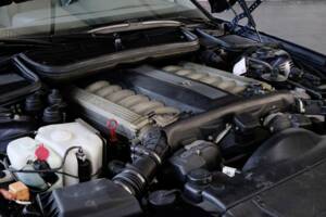 Imagen 26/37 de BMW 850i (1991)