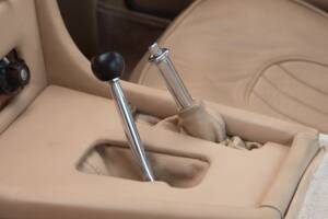 Image 30/50 of TVR Vixen Series 1 (1968)