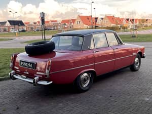 Image 39/53 de Rover 3500 S (1975)
