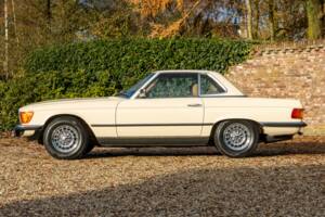 Bild 22/50 von Mercedes-Benz 380 SL (1982)