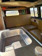 Bild 18/21 von Volkswagen T2b Westfalia (1972)