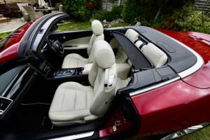Image 33/50 of Jaguar XKR (2013)