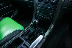 Image 13/45 of Holden LSV R300 (2002)