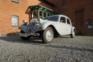 Afbeelding 2/17 van Citroën Traction Avant 11 B (1955)