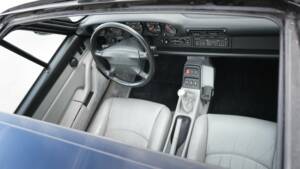 Immagine 18/41 di Porsche 911 Carrera 4 (1995)