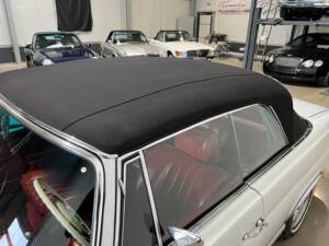 Image 8/52 of Mercedes-Benz 280 SE (1969)