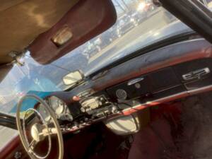Image 26/43 of Mercedes-Benz 190 SL (1962)
