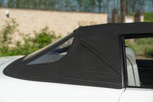 Image 11/50 of Mercedes-Benz SL 320 (1997)