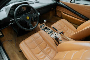 Bild 5/54 von Ferrari 308 GTSi Quattrovalvole (1985)