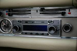 Image 36/37 of Mercedes-Benz 280 SL (1970)