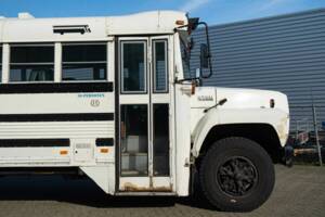 Bild 8/8 von Ford B-700 (1992)