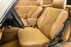 Image 6/19 of Mercedes-Benz 560 SL (1988)