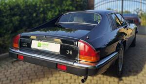 Image 4/40 of Jaguar XJ-S 3.6 (1987)