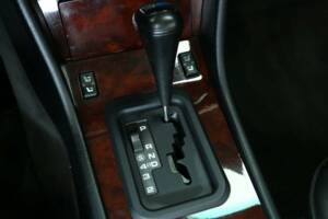 Bild 19/50 von Mercedes-Benz 300 CE-24 (1992)