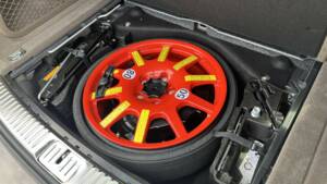 Image 37/51 de Porsche Cayenne Turbo (2011)