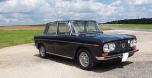 Image 2/8 of Lancia Fulvia Sport 1.3 (1972)