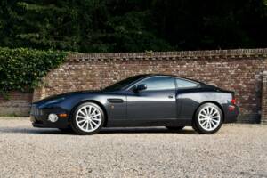 Image 47/50 of Aston Martin V12 Vanquish (2003)