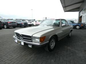 Afbeelding 3/23 van Mercedes-Benz 500 SL (1985)