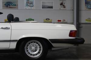 Bild 7/12 von Mercedes-Benz 380 SL (1982)
