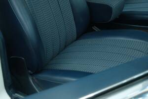 Image 33/50 de Mercedes-Benz 280 SEL (1978)