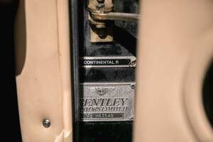 Imagen 11/41 de Bentley Continental R (2001)