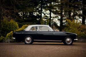 Image 24/50 of Bristol 409 (1967)