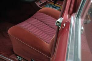 Bild 25/50 von Mercedes-Benz 260 SE (1990)