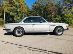 Image 6/20 of BMW 3.0 CS (1975)