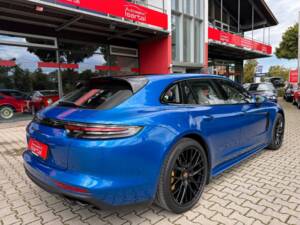 Bild 6/20 von Porsche Panamera Turbo Sport Turismo (2019)